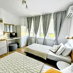 веселина - Guest house Ivaylovgrad