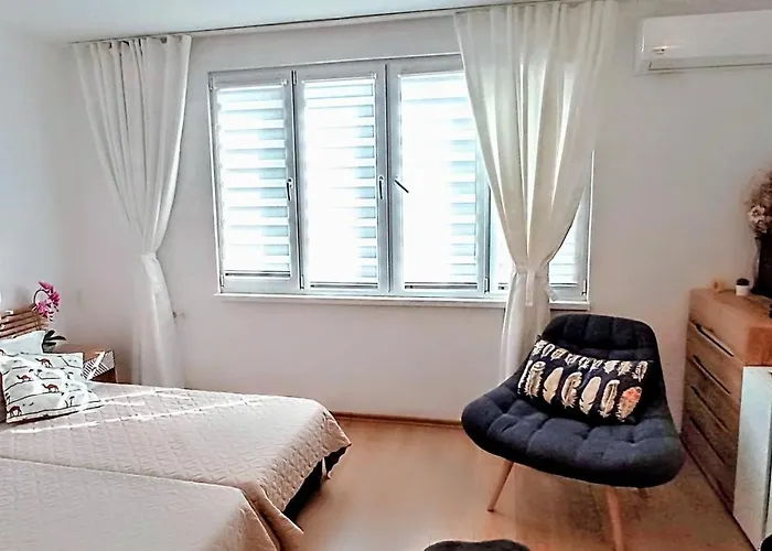 веселина - Guest house Ivaylovgrad